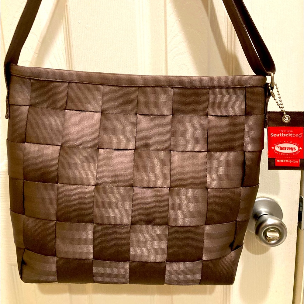 EUC *Harvey’s Seatbelt Bag,* Light Brown, Large